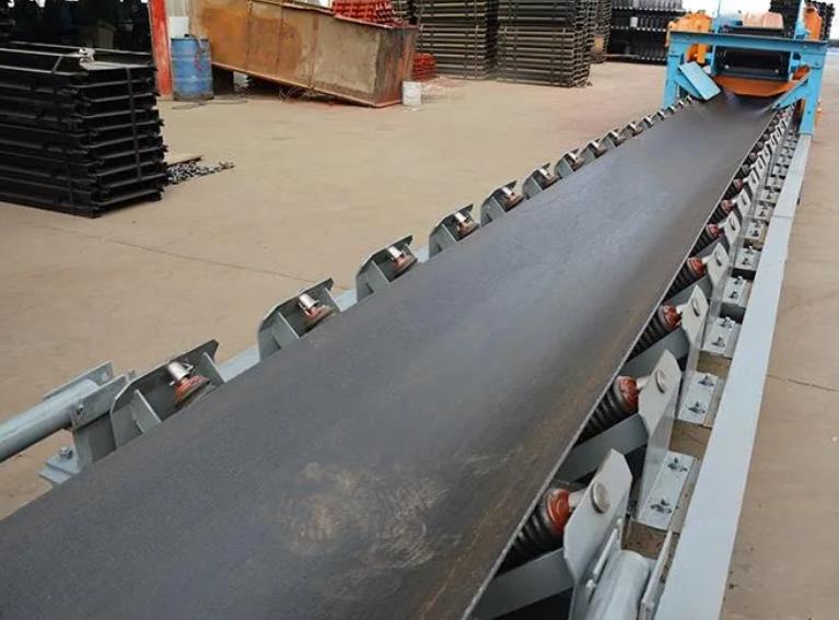 机制砂皮带输送机